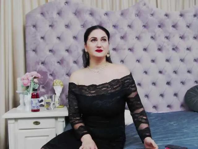 CassidyVelvet — I appreciate excellent, kind people with a beautiful, open mind who like to discover every realm of this life.