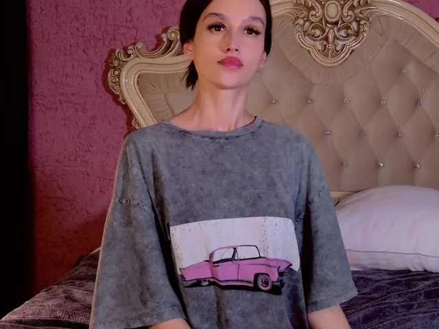 enchantressss on BongaCams