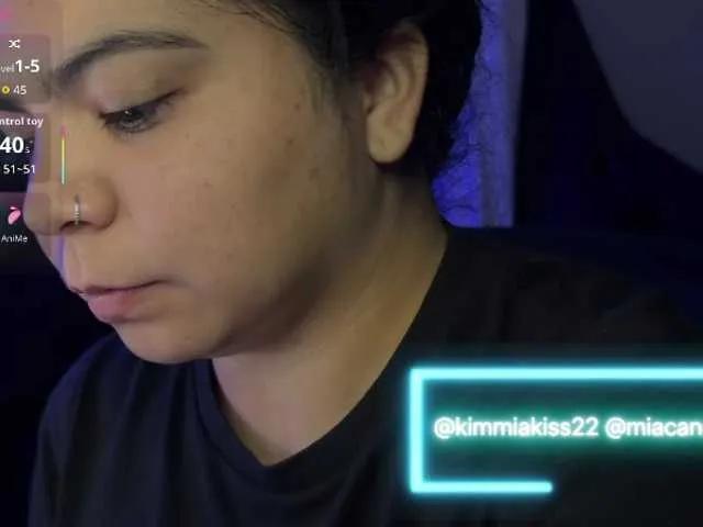 Kimmiakiss22 — 1. Tips, that vibe my toys.
2. Gifts and Surprises
3. Seeing your support (Follows/Hearts/Tips)