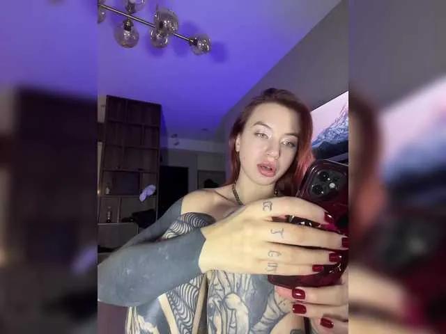 Lina69Goddesssss on BongaCams