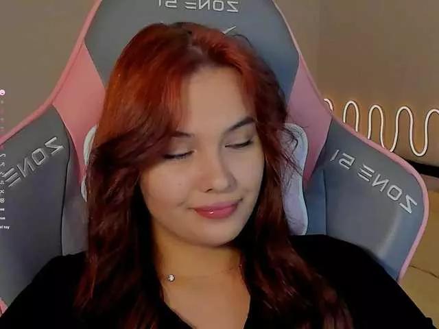 Mia-mit on BongaCams