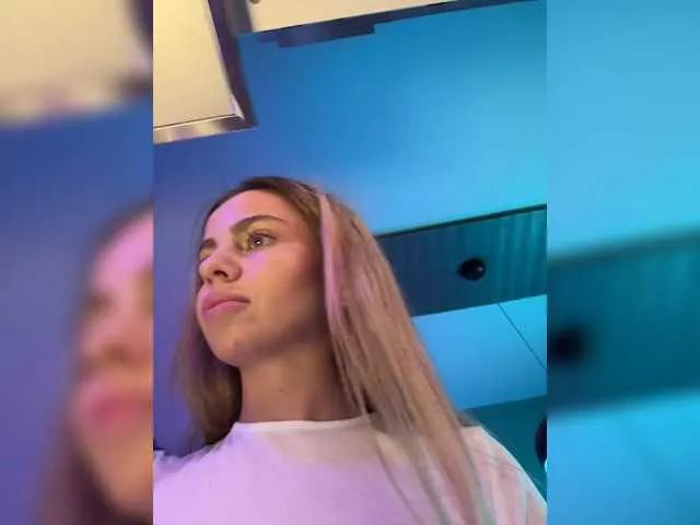 Nataliecroys on BongaCams