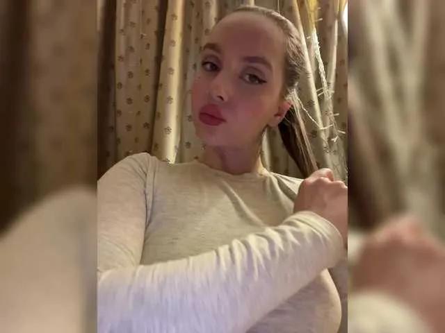 Natalymoodhot on BongaCams