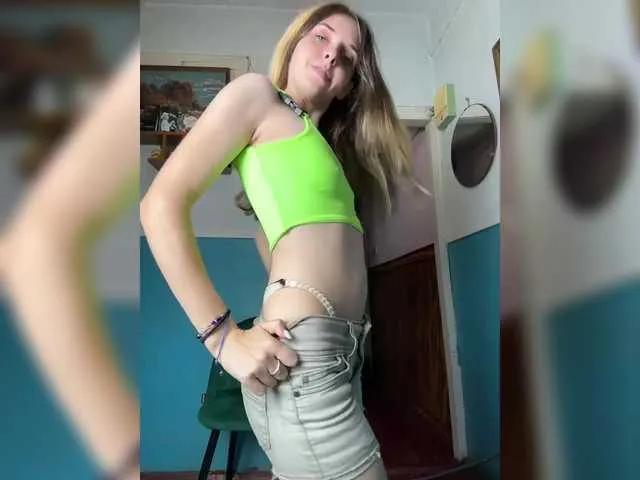 VelvetMoon11 on BongaCams