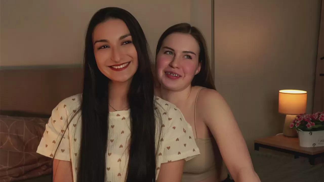 Cling to live show with AmityBurnard from Cam4 