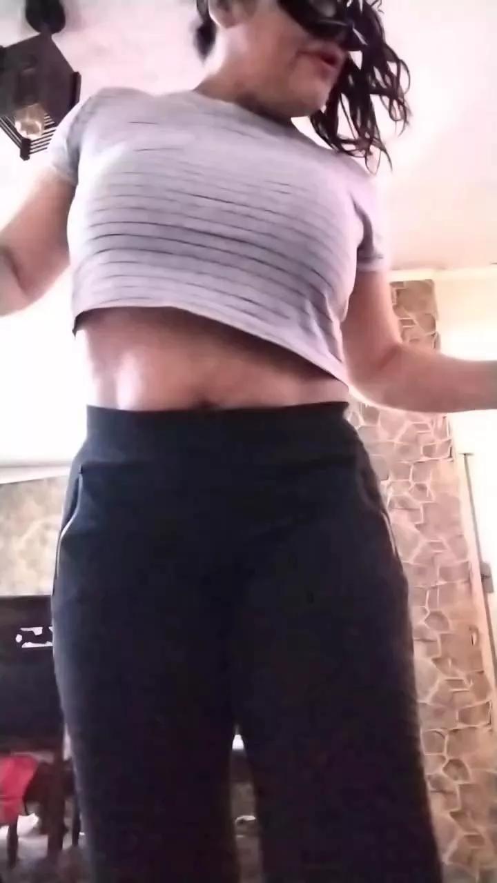 Cling to live show with anamariaaran from Cam4 