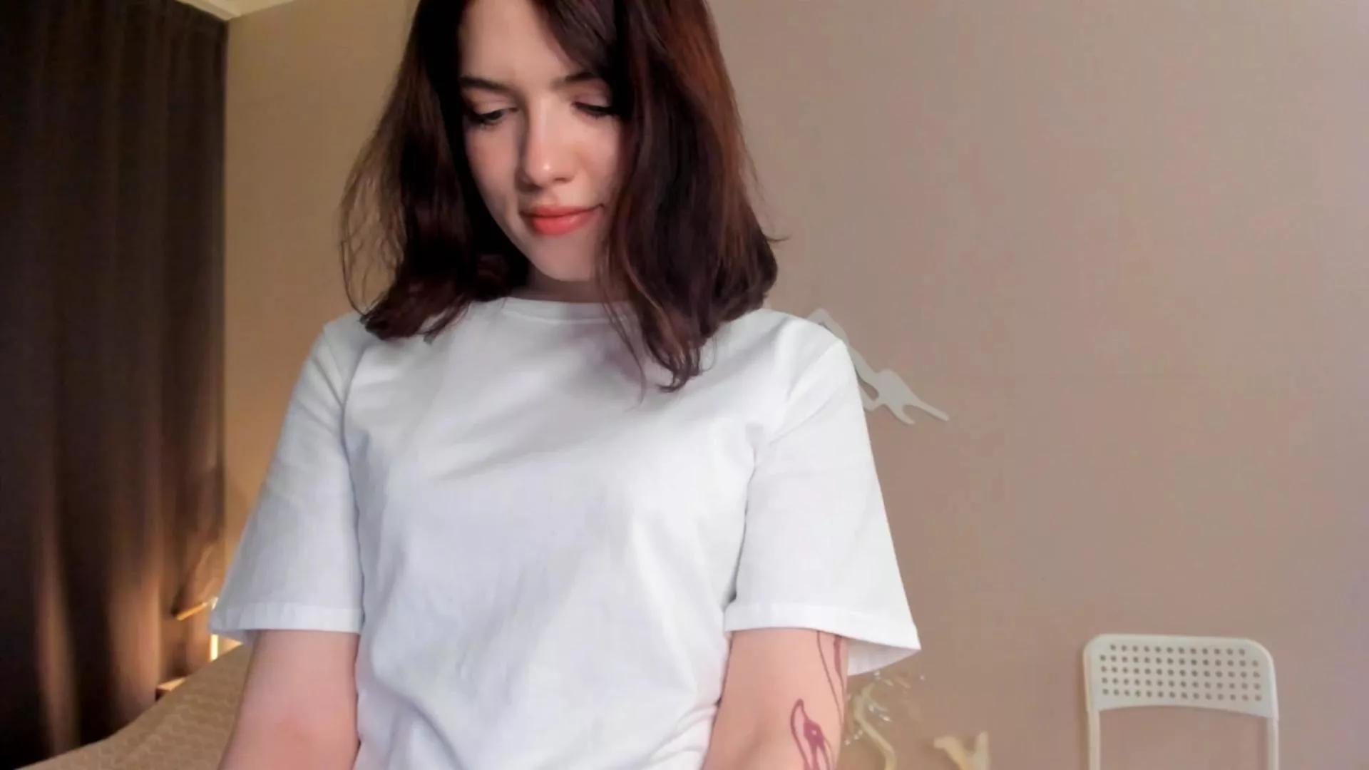 Cling to live show with AudreyFrogge from Cam4 