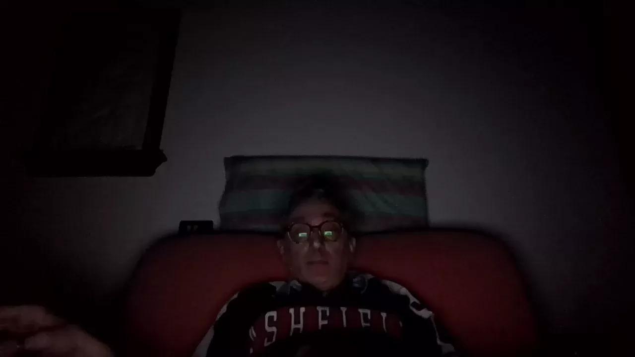 Cling to live show with bigpaenis from Cam4 