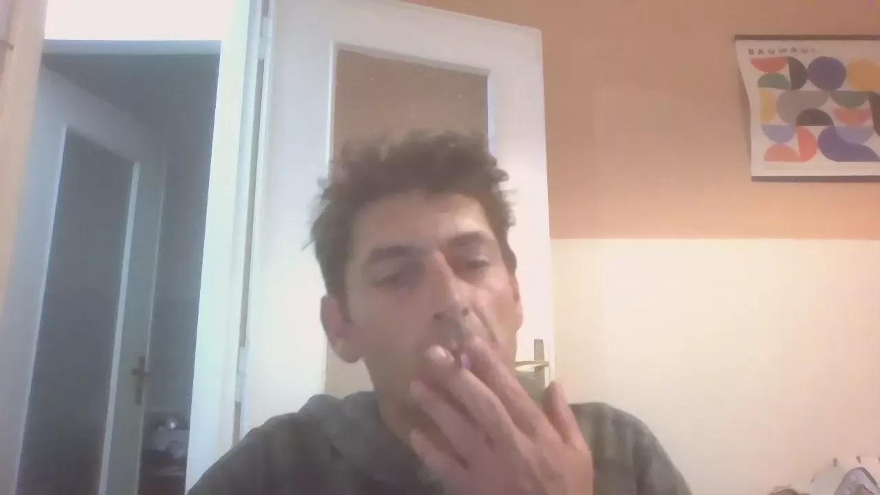 Cling to live show with Bombasexiii85 from Cam4 