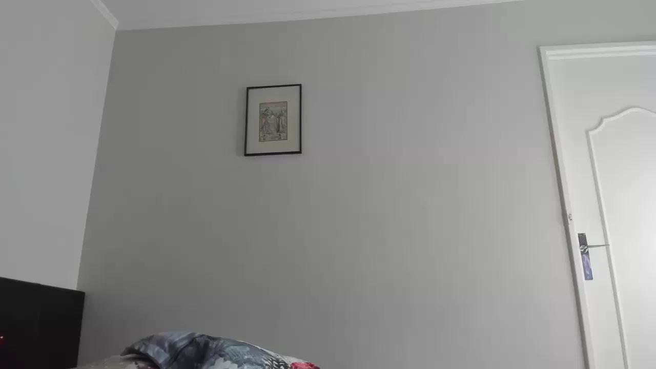 Cling to live show with Corina_Raisa from Cam4 