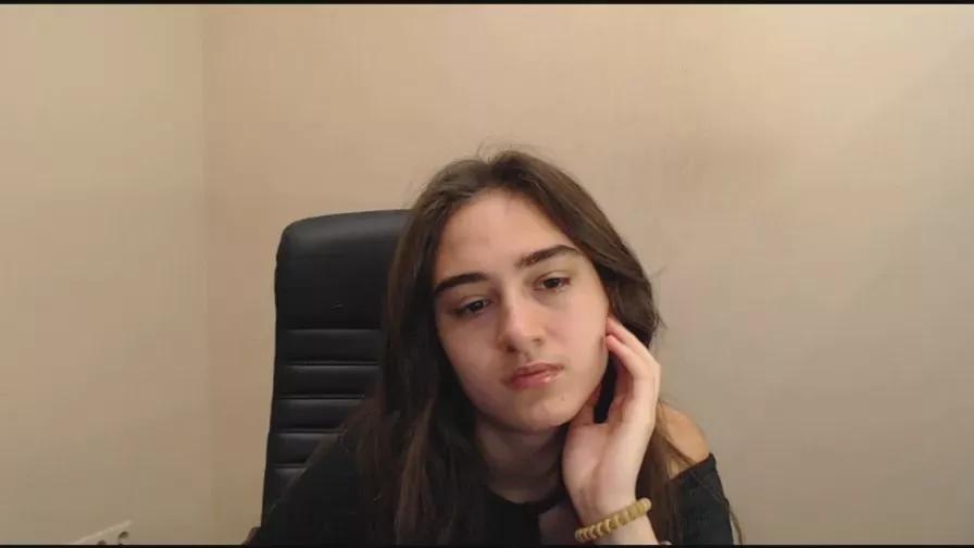 Cling to live show with gemma_arterton from Cam4 