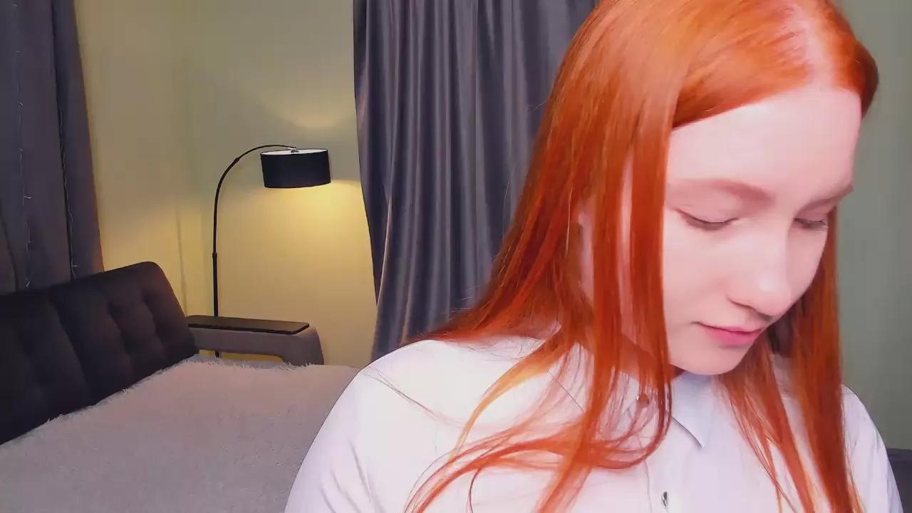 Cling to live show with GingerDryer from Cam4 
