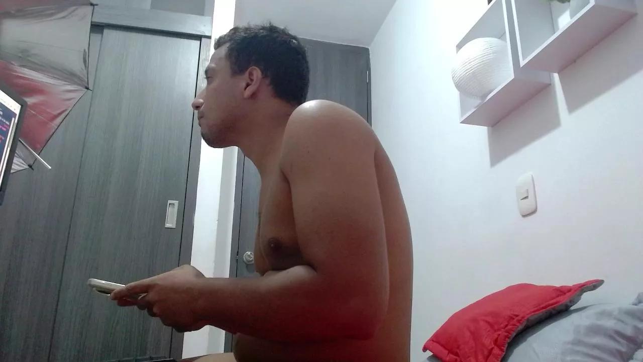 Cling to live show with Ian_taylor_xxx from Cam4 