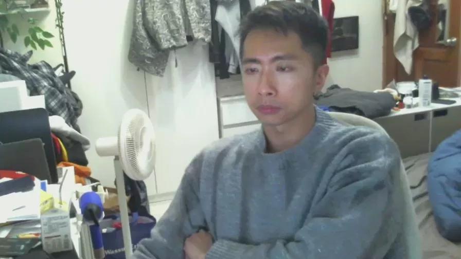 Offline loanms on Cam4