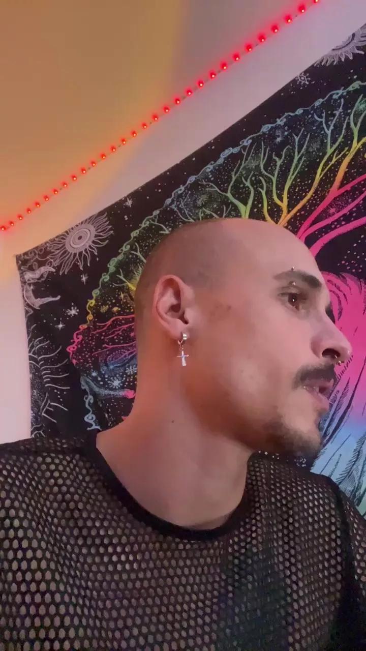 Cling to live show with LorranXX from Cam4 