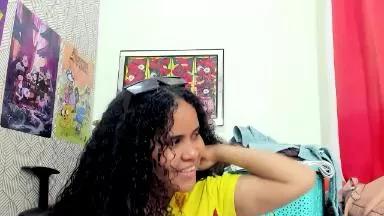 Cling to live show with makena18 from Cam4 