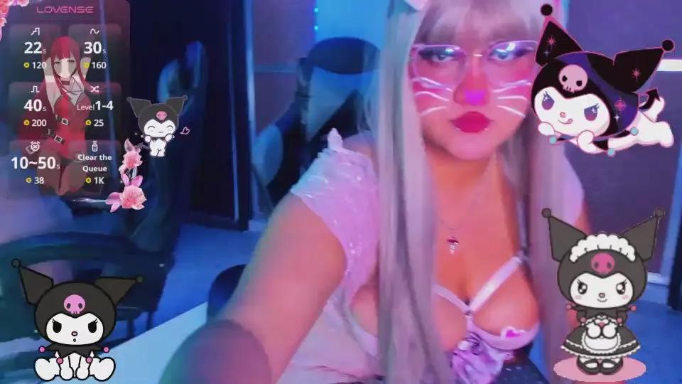 Cling to live show with Mitsu_Kawii from Cam4 