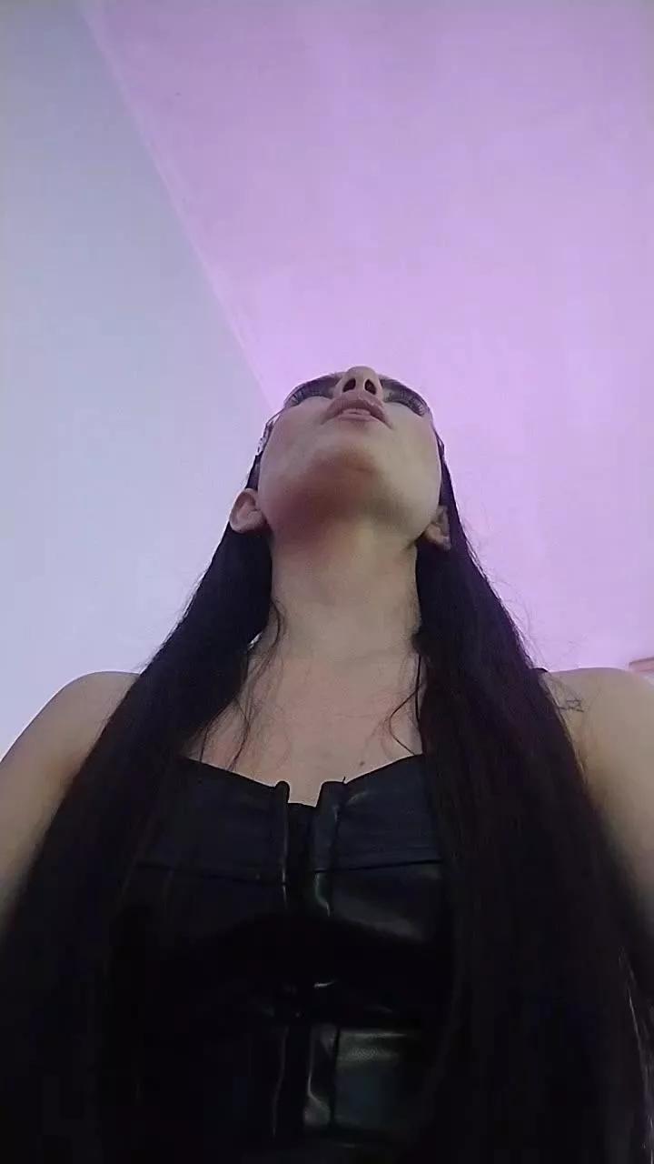 Cling to live show with PeachRose_ from Cam4 