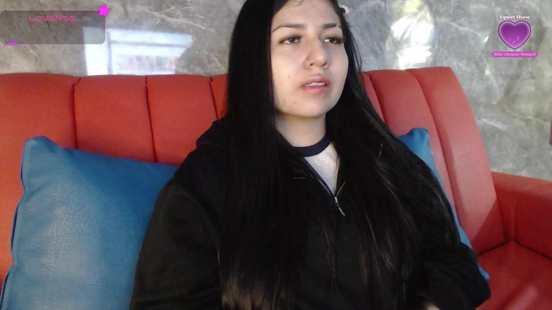 Cling to live show with sweety_ashly from Cam4 
