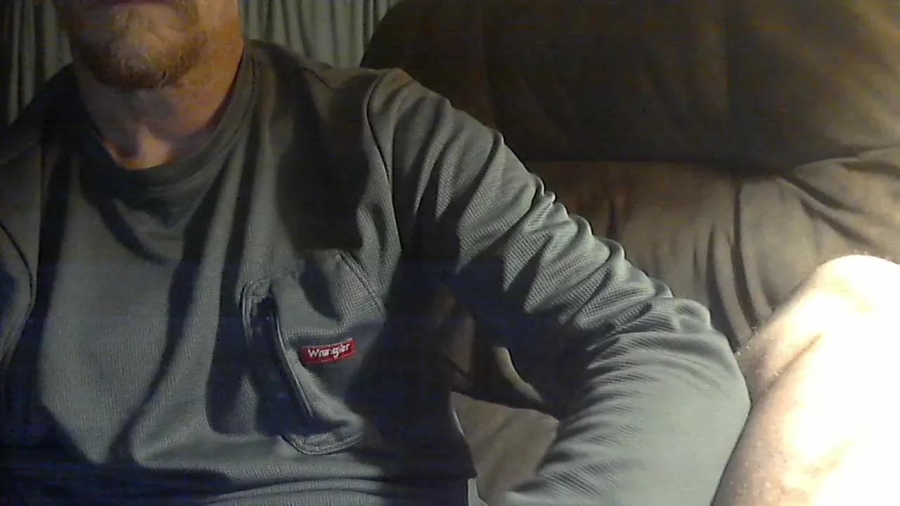 Cling to live show with tazerface1977 from Cam4 