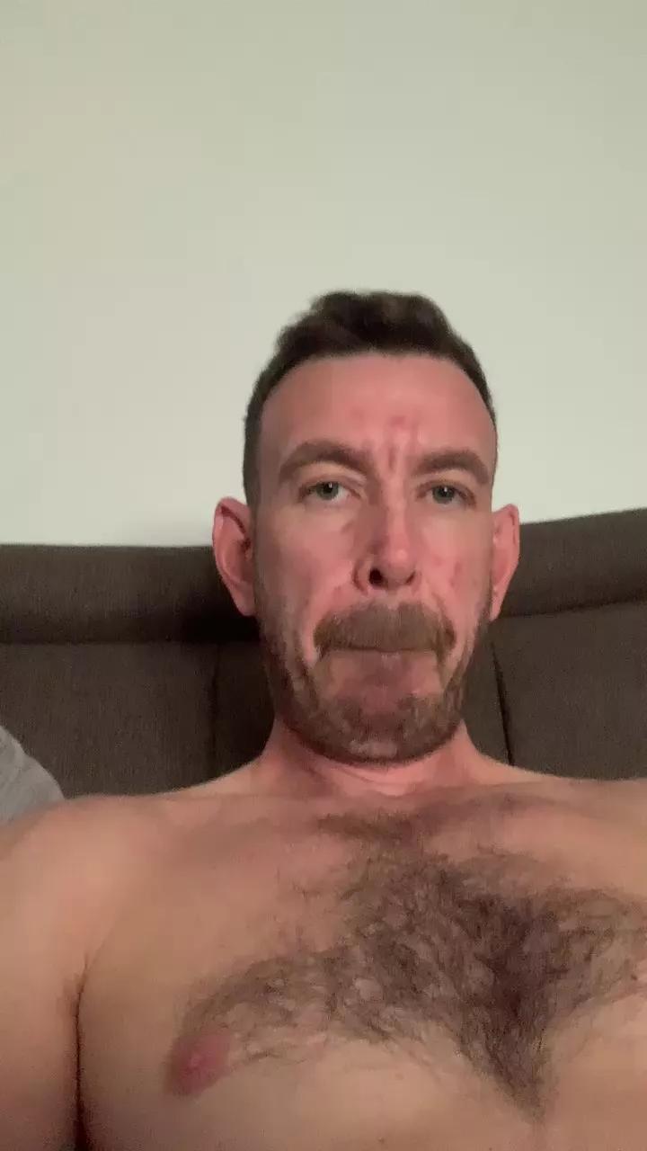 Cling to live show with Vikingwarrior84 from Cam4 