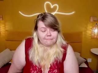 Cling to live show with asmikeyn from CamSoda 