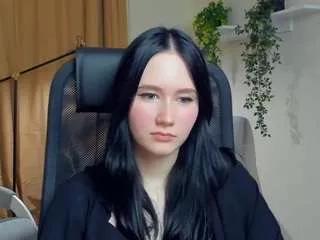 Cling to live show with gemmabarren from CamSoda 