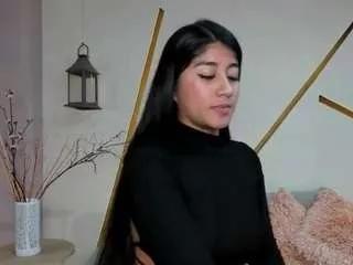 Cling to live show with jessicawilliams from CamSoda 