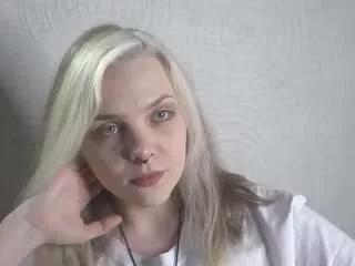 Cling to live show with marianelin from CamSoda 