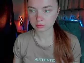 Discover miaredfox from CamSoda