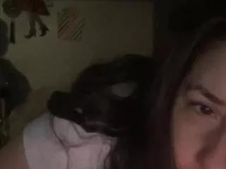 Cling to live show with mistressvenus from CamSoda 