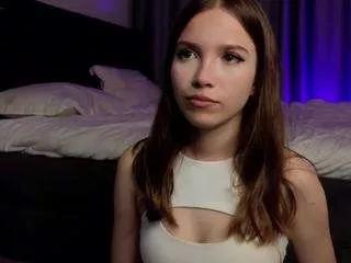 Cling to live show with philomenadudley from CamSoda 