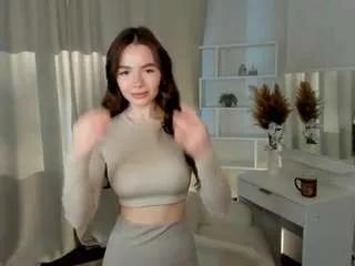 Cling to live show with pollycowick from CamSoda 