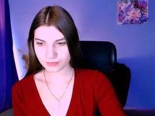 Cling to live show with pure-radiance from CamSoda 
