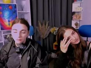 Cling to live show with rose-kendall from CamSoda 