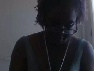 Cling to live show with virgovixengal from CamSoda 