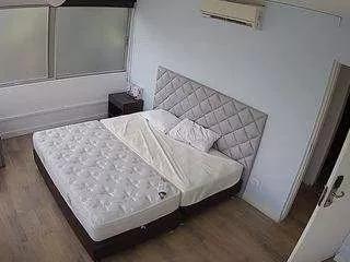Cling to live show with voyeurcam-jb-porno-room-1 from CamSoda 