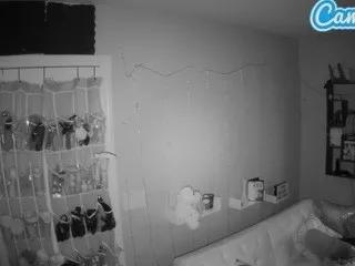 Cling to live show with voyeurcam-sheenarose-01 from CamSoda 