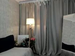Cling to live show with yoursweetegirlfriend from CamSoda 