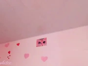 aby_whitee on Chaturbate