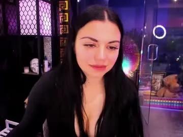 alma_pearl on Chaturbate