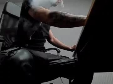 Cling to live show with brianhunts from Chaturbate 