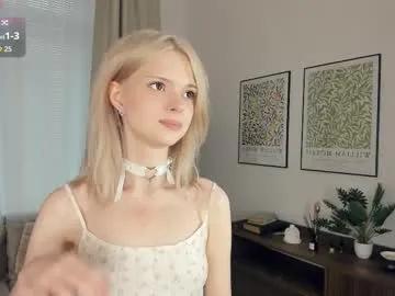 cutebrutality — add oil on my breast ^.^ heh! I'm Alice...lush is on;) #new #shy #18 #blonde #teen [300 tokens remaining]