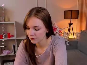 Freechat cwenbrayton on Chaturbate