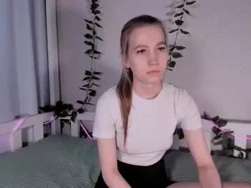 Cling to live show with daisydr3am from Chaturbate 