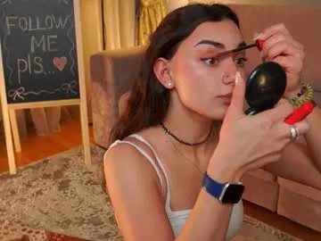 dinacaguimbal on Chaturbate