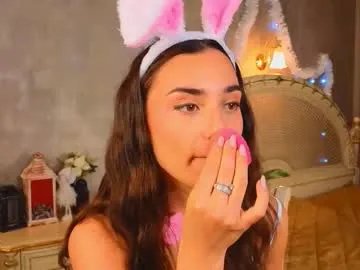 dinacaguimbal on Chaturbate