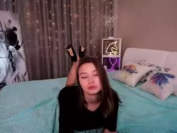 Cling to live show with elisbates from Chaturbate 
