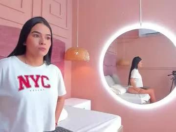 Cling to live show with emma_grecy from Chaturbate 