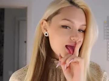 emmiemurray — g: Lick my finger close to cam  / Call me Aurora, I'm from Venice, I'm #18 y.o. Will you be my friend? #shy #new #teen #blond [25 tokens remaining]